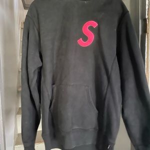 Supreme hoodie sweatshirt